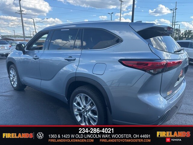 2021 Toyota Highlander Hybrid Limited photo 4