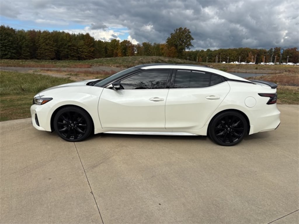 Certified 2023 Nissan Maxima SR Sedan