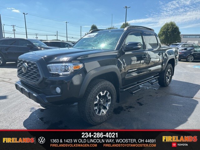 2023 Toyota Tacoma TRD Off-Road Double Cab photo 2