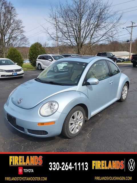2010 Volkswagen New Beetle Base