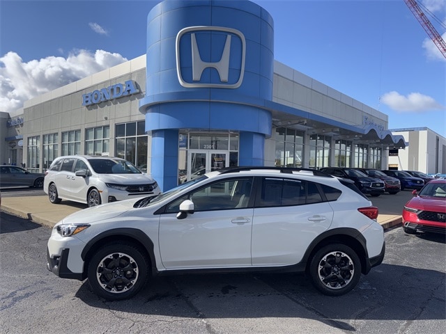 2023 Subaru Crosstrek Premium's photo