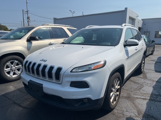 Used 2018 Jeep Cherokee Latitude with VIN 1C4PJLCB9JD595774 for sale in Wooster, OH