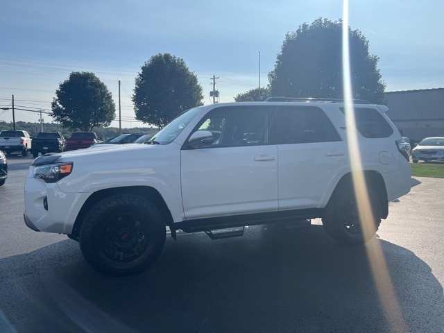 Certified 2022 Toyota 4Runner TRD Off-Road Premium with VIN JTERU5JR5N6001084 for sale in Wooster, OH