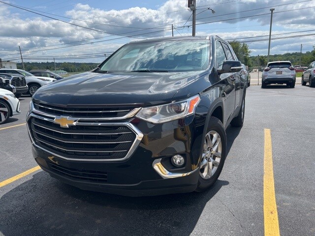 Used 2018 Chevrolet Traverse 1LT with VIN 1GNERGKW8JJ100873 for sale in Wooster, OH