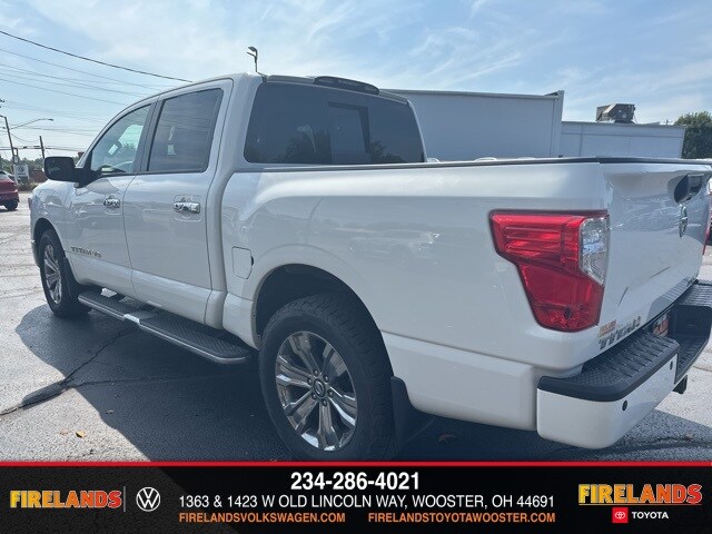 2018 Nissan Titan SV photo 4