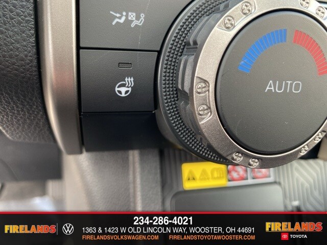 2025 Toyota 4Runner TRD Off-Road Premium photo 4