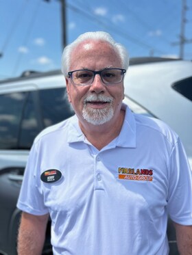 Staff member Jerry Barney from ID_3bfbad