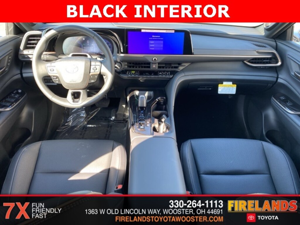 New 2025 Toyota Crown Signia Limited LIMITED