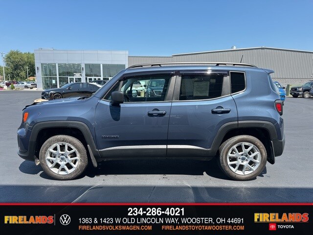 2022 Jeep Renegade Latitude photo 3