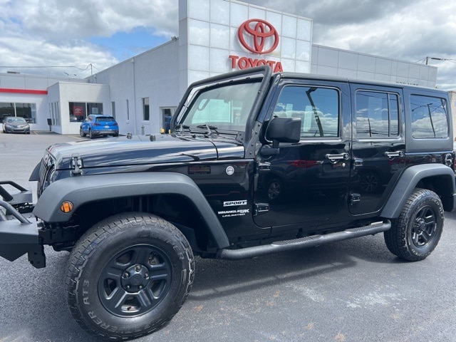 Used 2018 Jeep Wrangler JK Unlimited Sport with VIN 1C4BJWDG8JL908602 for sale in Wooster, OH