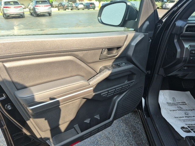 2025 Toyota Tacoma SR5 4x4 Double Cab photo 2