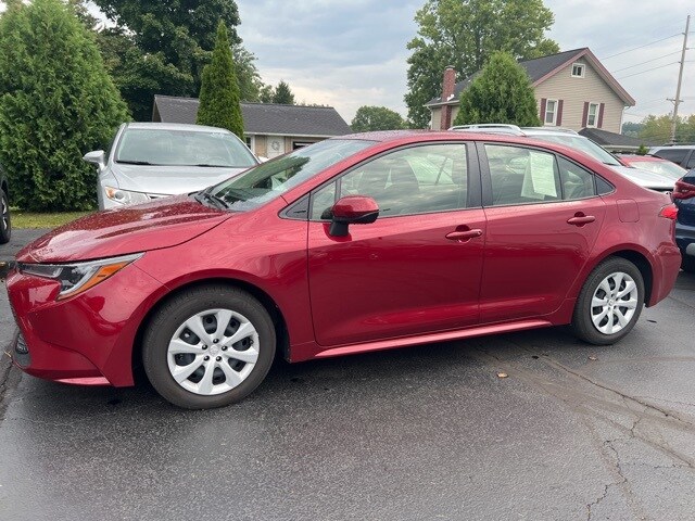 Certified 2022 Toyota Corolla LE with VIN JTDEPMAE2NJ203279 for sale in Wooster, OH