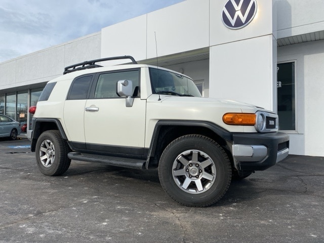 2014 Toyota FJ Cruiser Base's photo