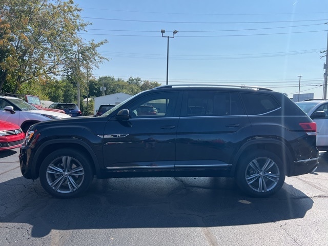 Used 2019 Volkswagen Atlas SE R-Line w/Tech with VIN 1V2XR2CA4KC561029 for sale in Wooster, OH