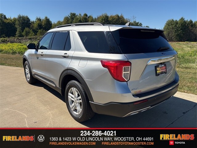 2021 Ford Explorer XLT photo 2