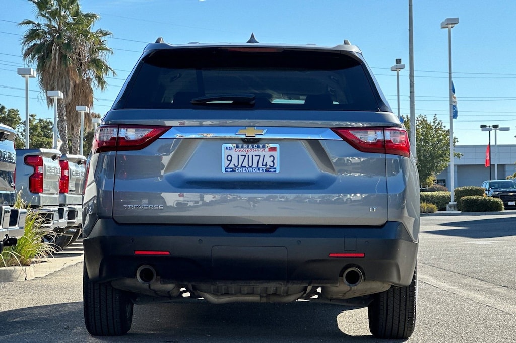 Used 2021 Chevrolet Traverse LT Leather SUV