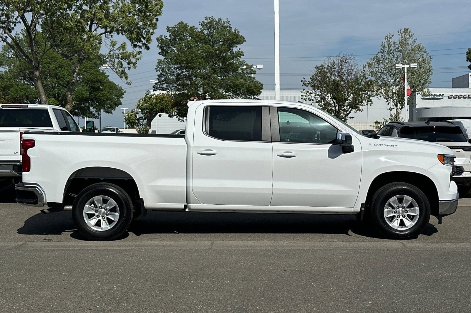 Used 2025 Chevrolet Silverado 1500 LT with VIN 1GCPACED9SZ229395 for sale in Tracy, CA