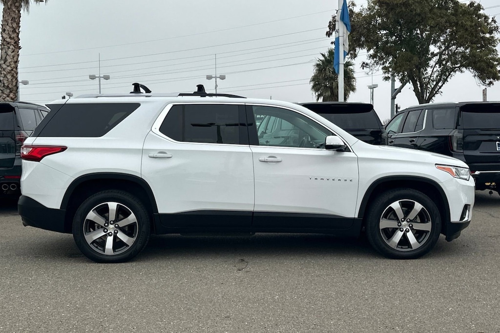 Used 2018 Chevrolet Traverse LT Leather SUV