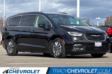 2021 Chrysler Pacifica Hybrid Touring L
