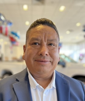 Staff member Fernando De La Cruz from 0bfb30c7759b