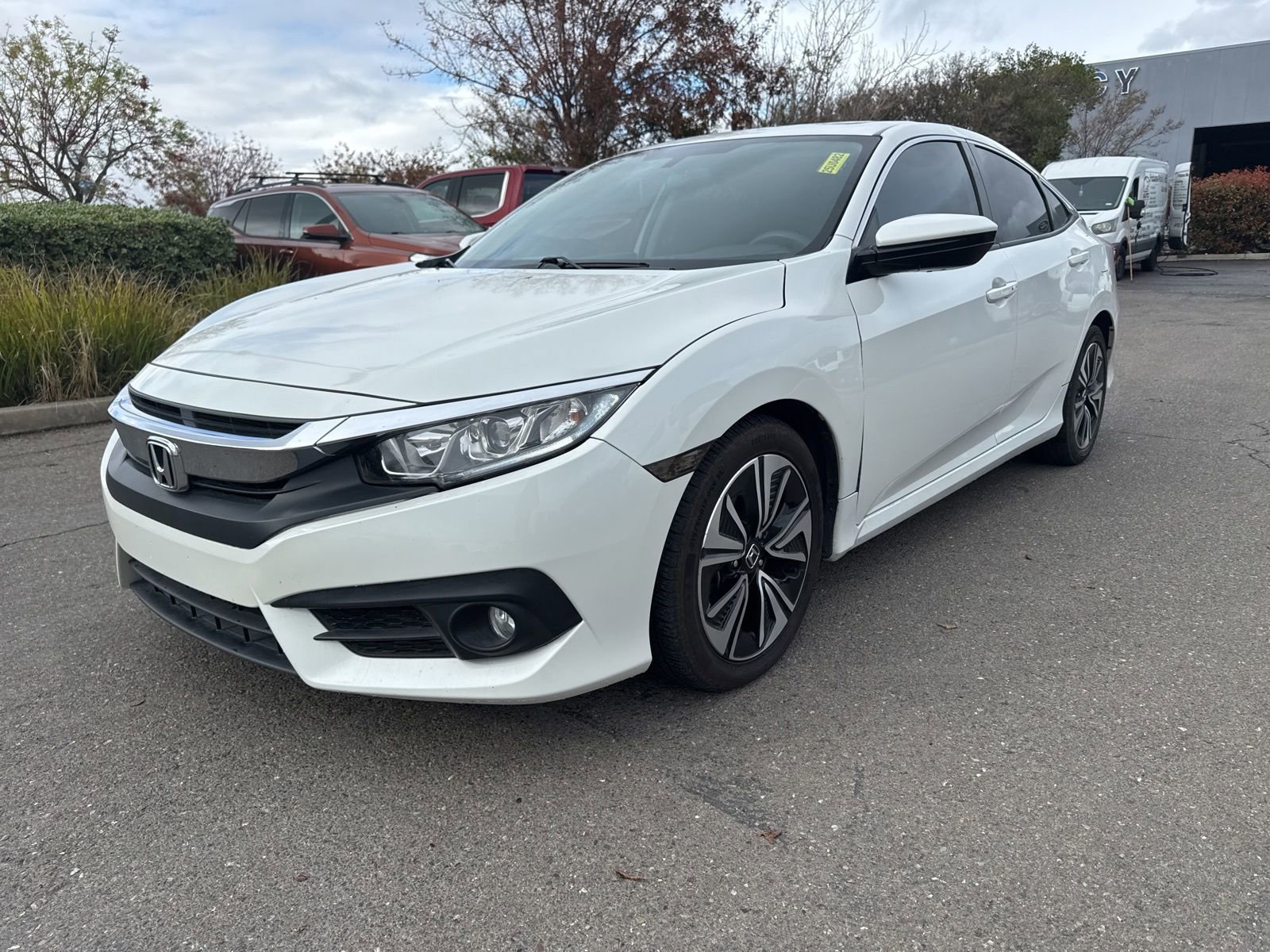 2017 Honda Civic EX-T photo 3