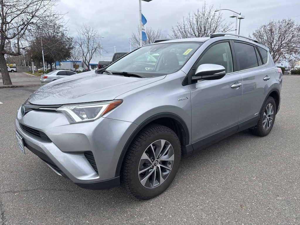 Used 2018 Toyota RAV4 Hybrid LE Plus