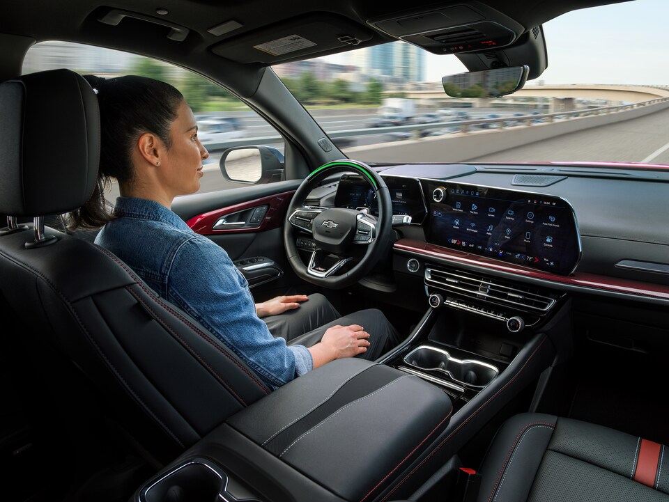 Women driving 2025 Chevy Traverse RS using SuperCruise