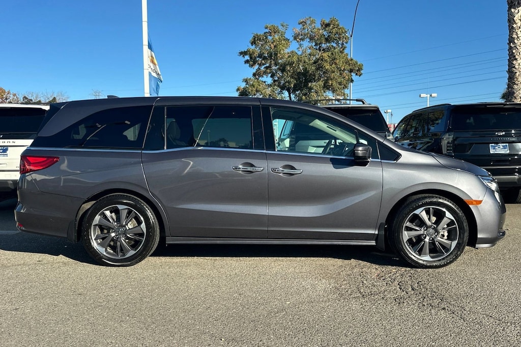 Used 2021 Honda Odyssey Elite