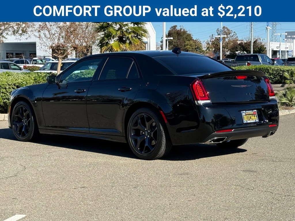 Used 2023 Chrysler 300 300S