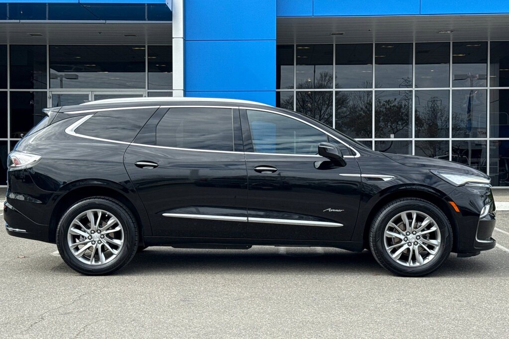 Used 2022 Buick Enclave Avenir SUV