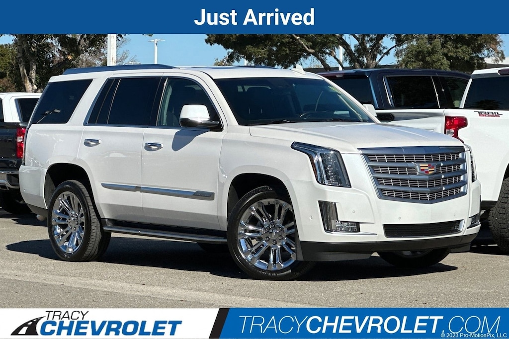 Used 2019 CADILLAC Escalade Luxury SUV