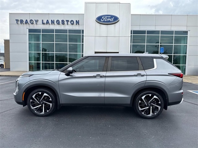 Used 2022 Mitsubishi Outlander SE with VIN JA4J3UA82NZ020660 for sale in Springfield, TN