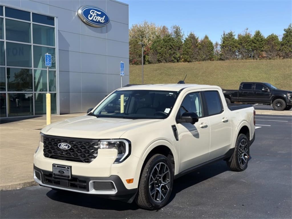 New 2025 Ford Maverick Lariat Truck