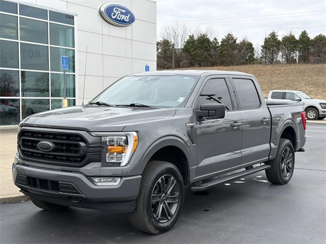 2021 Ford F-150 XLT's photo