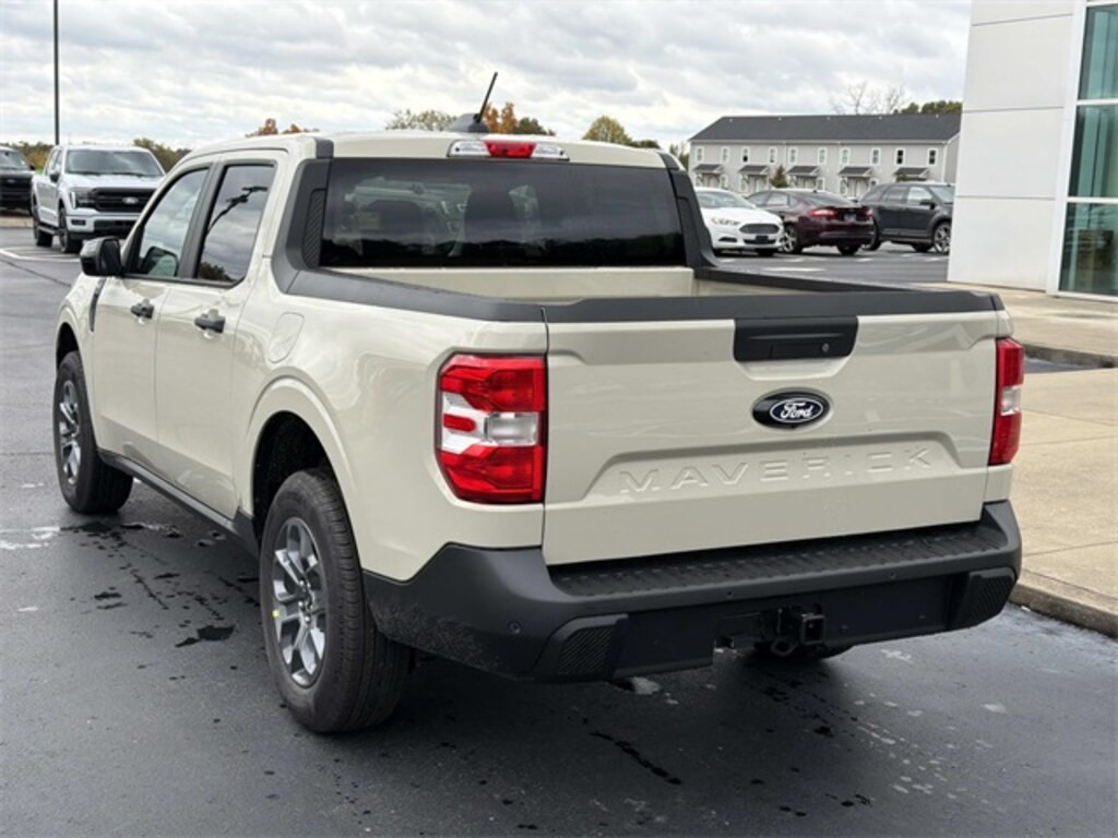 New 2025 Ford Maverick XLT Truck