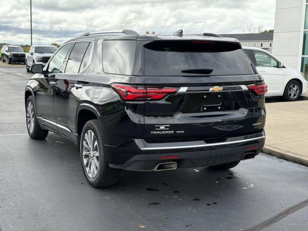Used 2023 Chevrolet Traverse Premier SUV