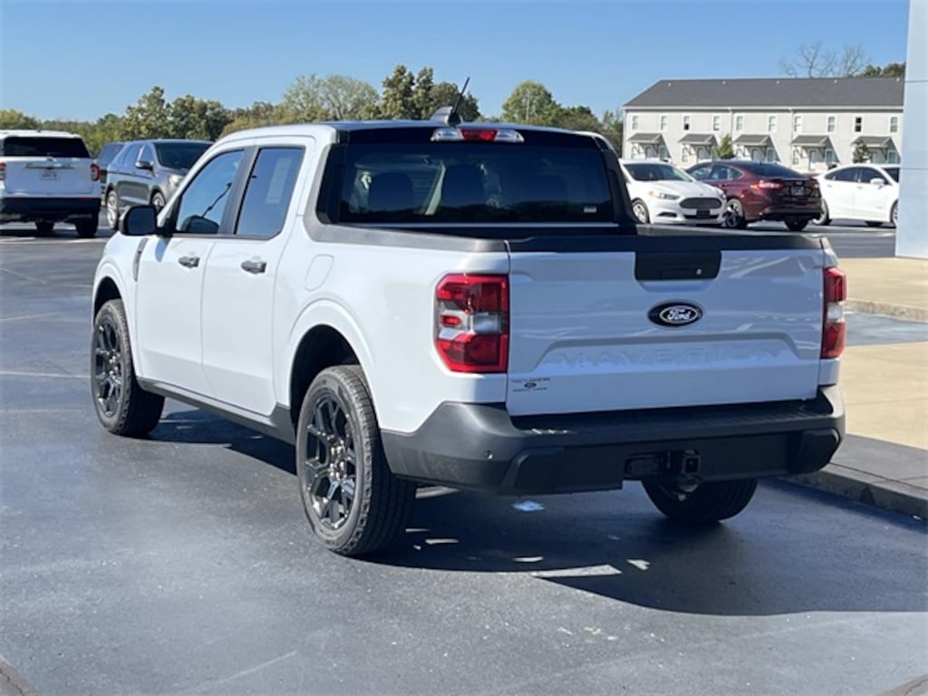 New 2025 Ford Maverick XLT Truck