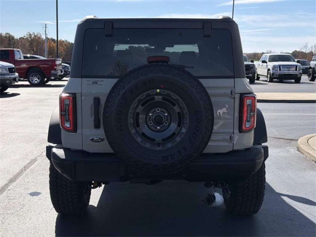 New 2025 Ford Bronco Badlands SUV