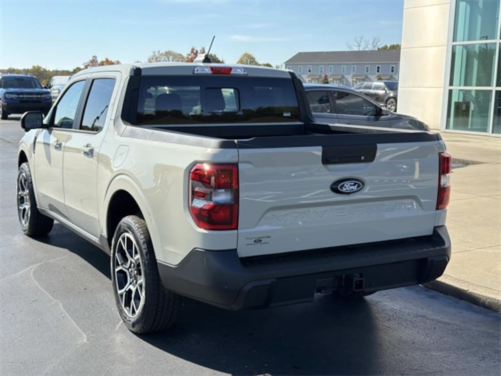 New 2025 Ford Maverick Lariat Truck