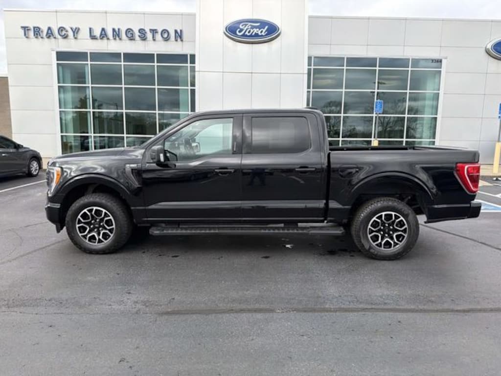 Used 2022 Ford F-150 XLT Truck
