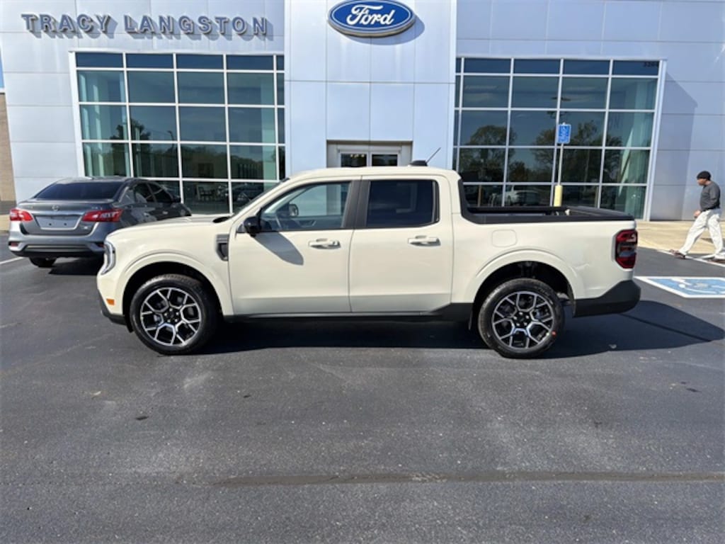 New 2025 Ford Maverick Lariat Truck