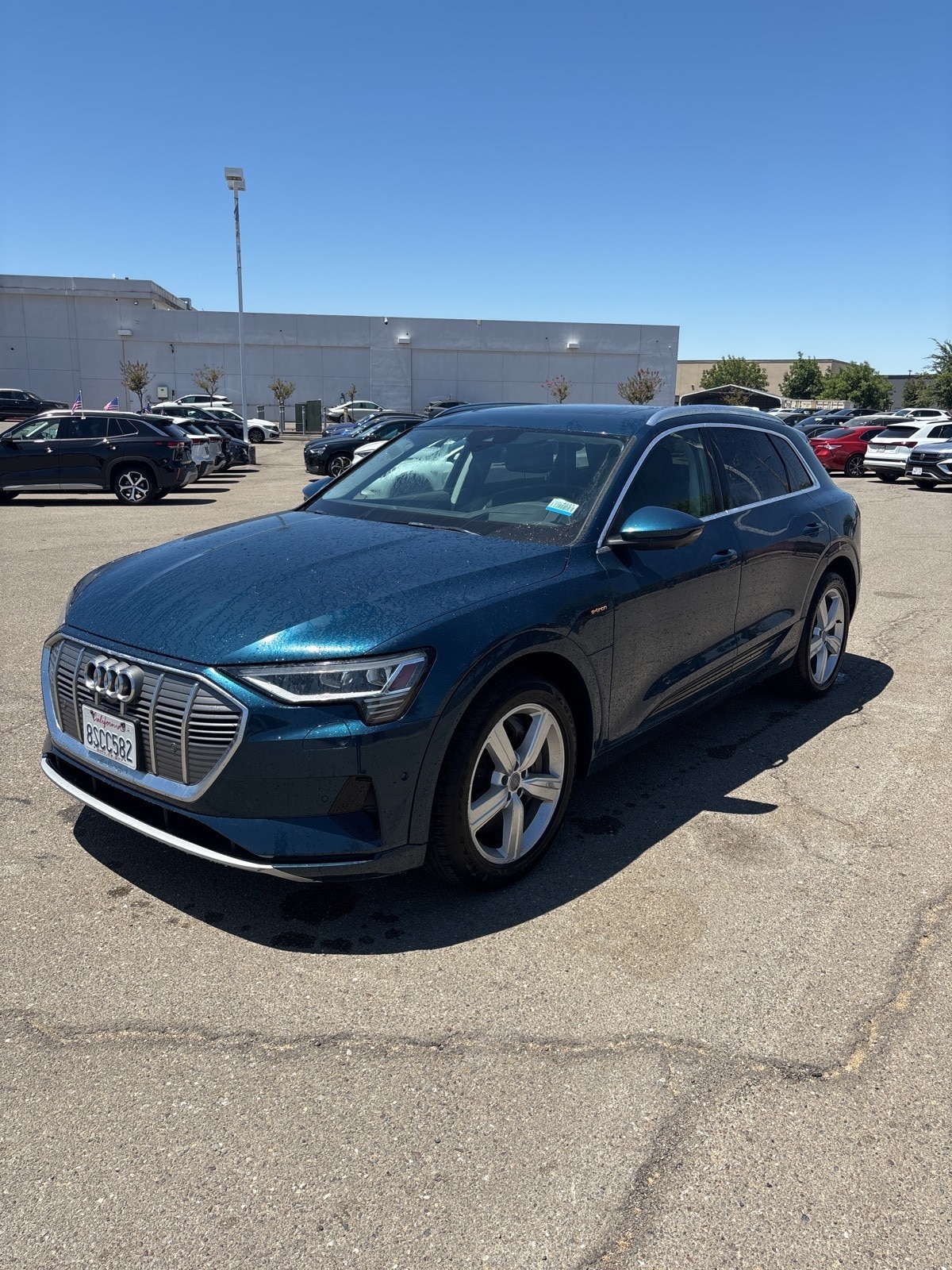 Used 2019 Audi e-tron Prestige with VIN WA1VABGE5KB021587 for sale in Tracy, CA
