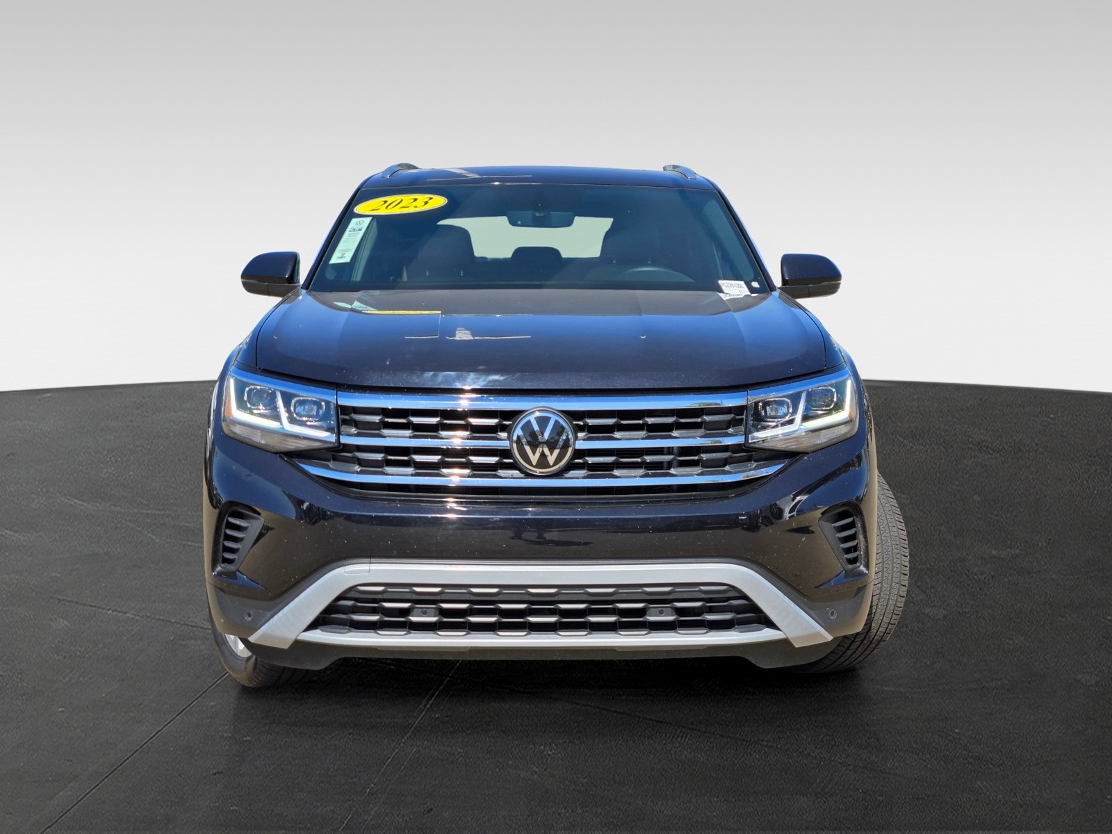 Used 2023 Volkswagen Atlas Cross Sport SE w/Tech with VIN 1V2JC2CA4PC226139 for sale in Tracy, CA