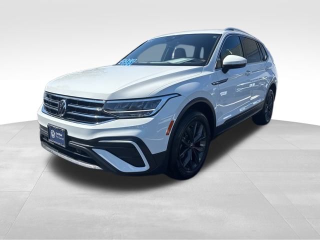 2022 Volkswagen Tiguan SE photo 2