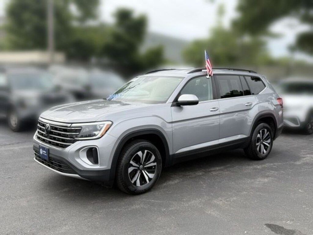 Used 2024 Volkswagen Atlas 2.0T SE SUV