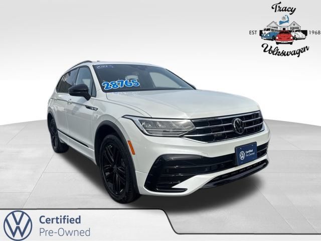 2022 Volkswagen Tiguan SE R-LINE BLACK