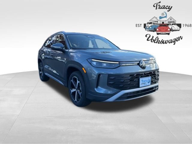 2026 Volkswagen Tiguan SE's photo