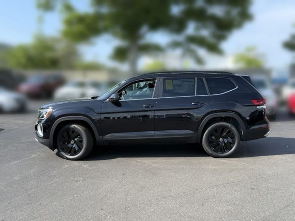 New 2026 Volkswagen Atlas SE w/Technology SUV