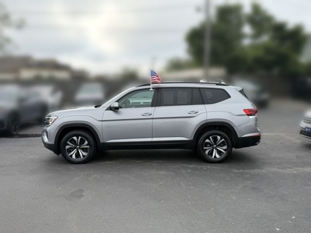 Used 2024 Volkswagen Atlas 2.0T SE SUV