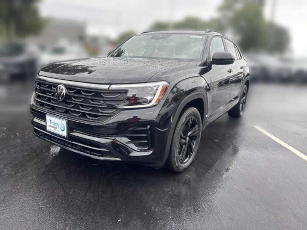 New 2026 Volkswagen Atlas Cross Sport 2.0T SEL R-Line Black SUV